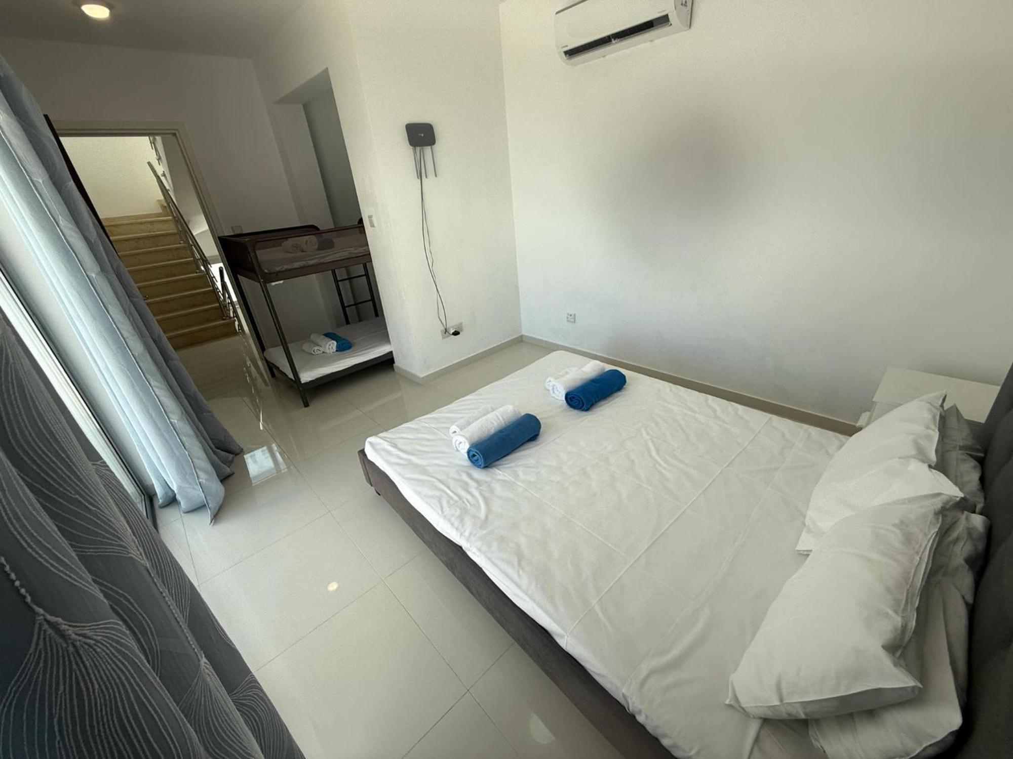 Villa Mulberry Retreat 0,5Km From Everything Coral Bay Exteriör bild